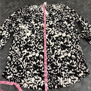 Chico's Black and White Patterned Top